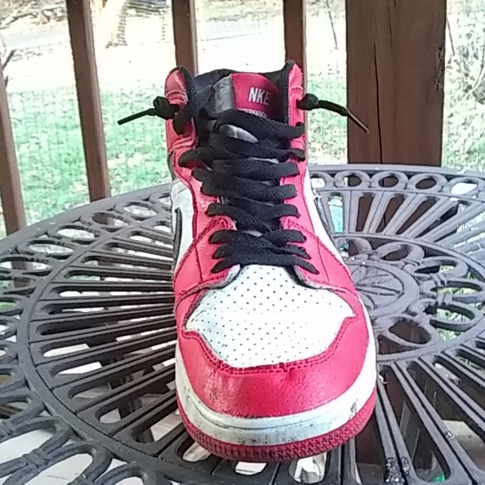 Jordan - Picture 2 of 2